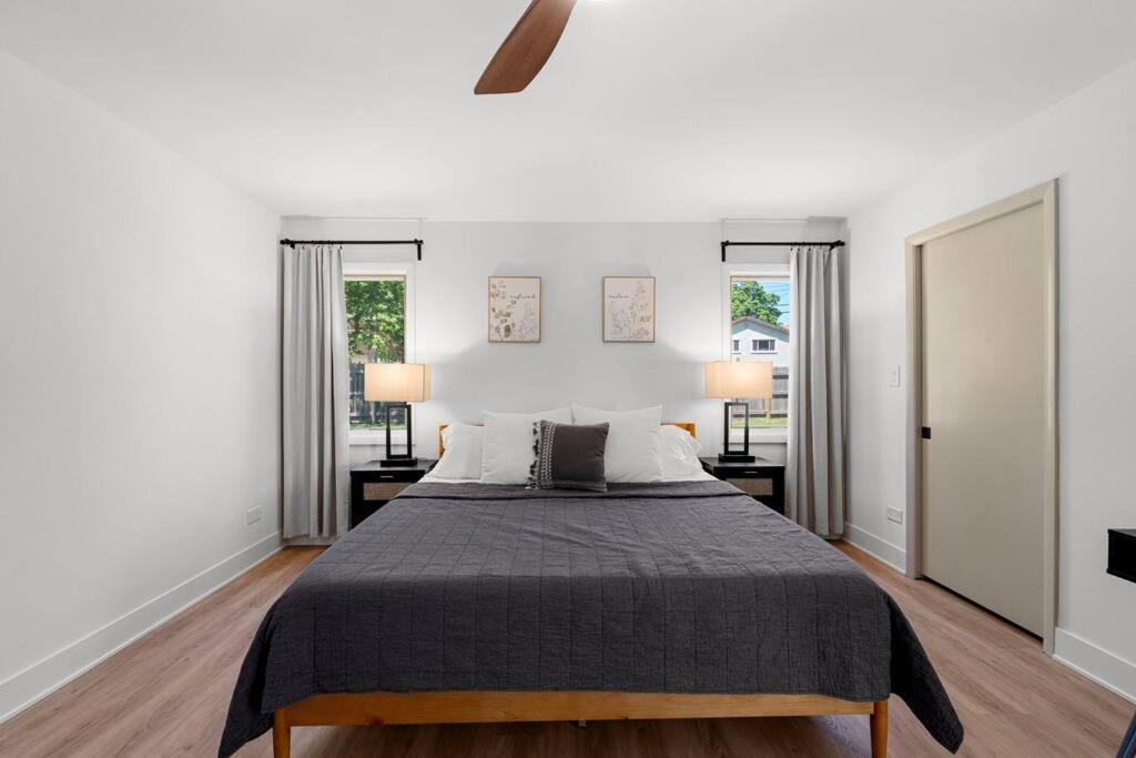New Bensenville Home By O'Hare Airport With Indoor Pool, Sauna, And Arcade Extérieur photo