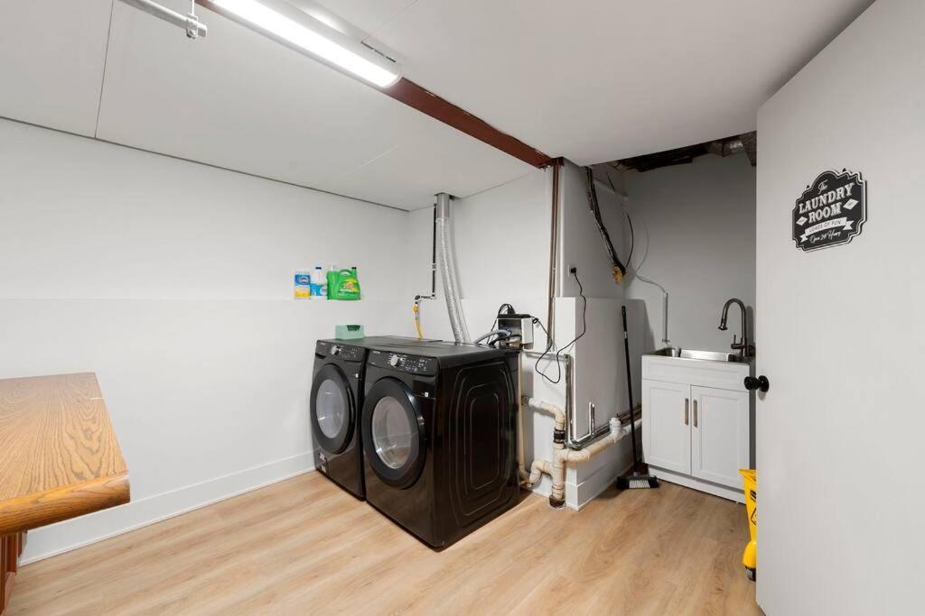 New Bensenville Home By O'Hare Airport With Indoor Pool, Sauna, And Arcade Extérieur photo